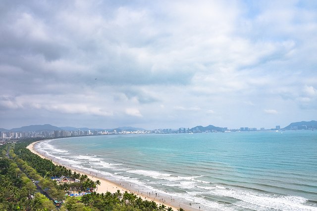 去三亚自由行美食攻略,三亚旅游美食攻略自由行路线推荐