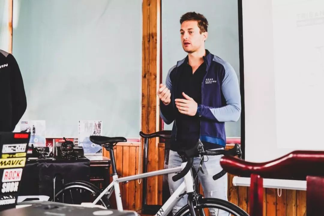 迪卡侬tribanrc公路车,迪卡侬新款公路车rc500