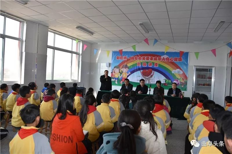 社区开展新时代文明实践宣传讲座,新时代文明实践站道德讲堂第一季