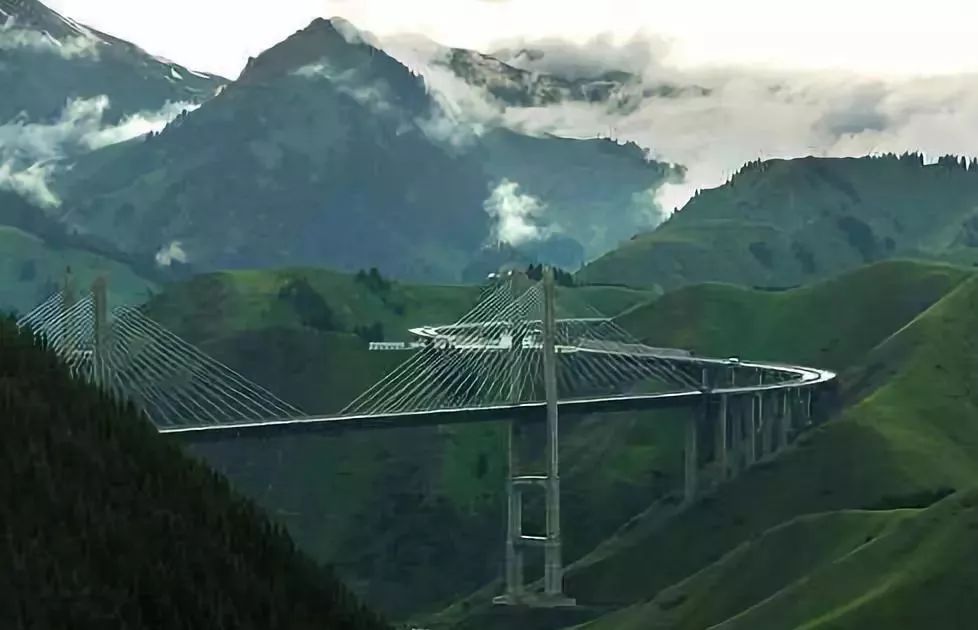 新疆最美的公路沿途美景,新疆最美公路160个弯道