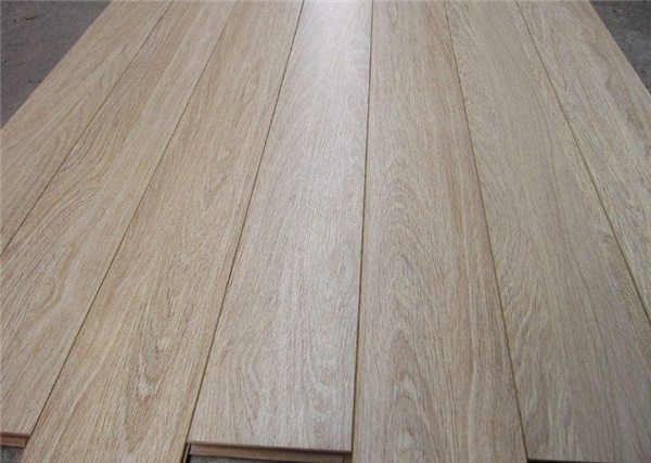 强化复合木地板的优缺点及价位,强化复合木地板怎么选择比较好