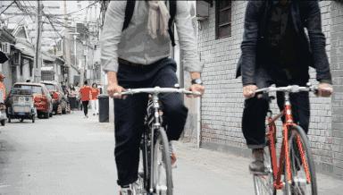 把废品变成生活用品,废料变实用东西