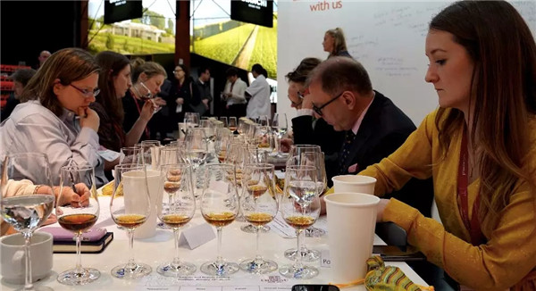 人气口碑双丰收!张裕德国Prowein酒展打造中国葡萄酒精彩故事