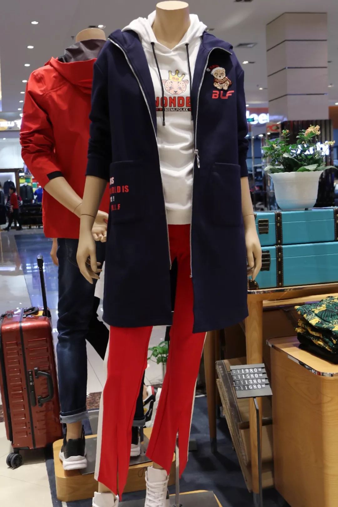 大促已直击灵魂！哈尔滨这家商场帮你省出“五一”机票钱