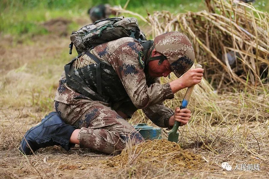 新兵连前几天最难熬,新兵六个月减脂40斤