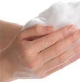 姑娘，我看你双目涣散、唇周长毛、乳晕发黑......