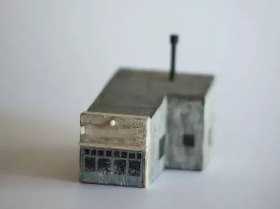 文艺中年的开店指南：小、可、爱