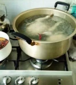 文艺中年的开店指南：小、可、爱