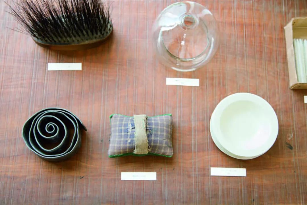 文艺中年的开店指南：小、可、爱