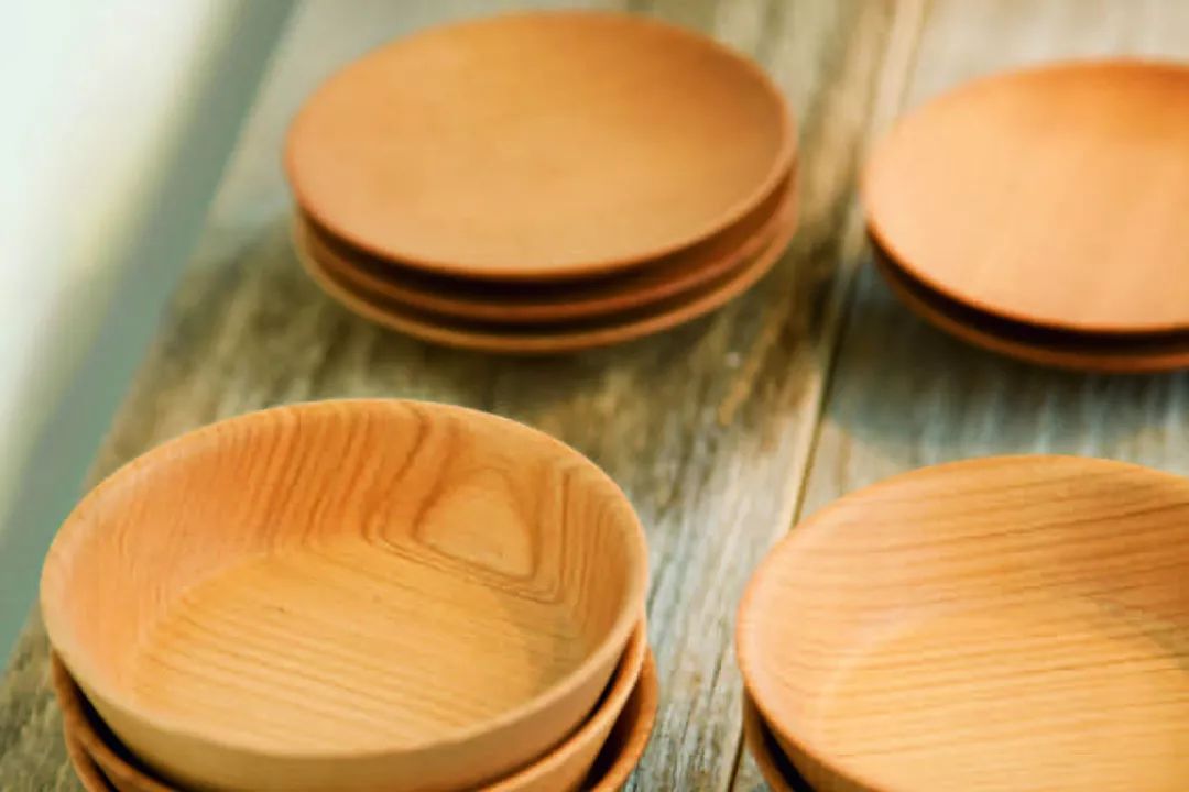 文艺中年的开店指南：小、可、爱