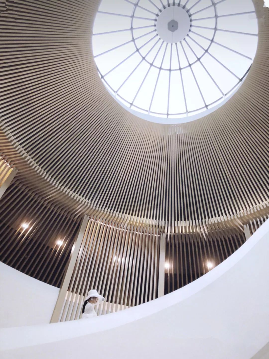 杭州这8组拍照极美的网红地标建筑，个个都美得不落俗套