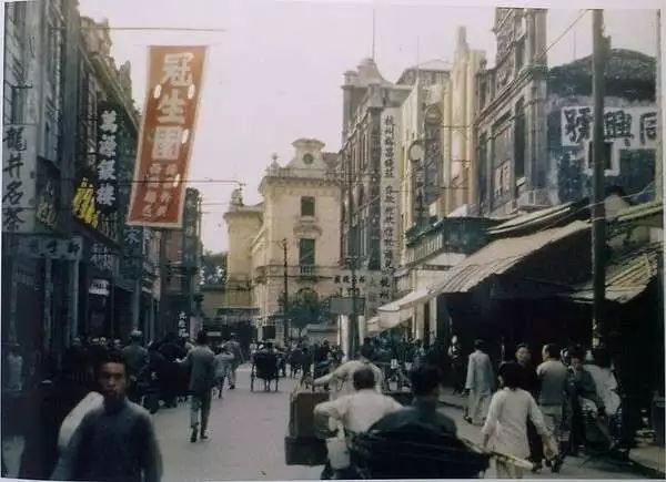 杭州这8组拍照极美的网红地标建筑，个个都美得不落俗套