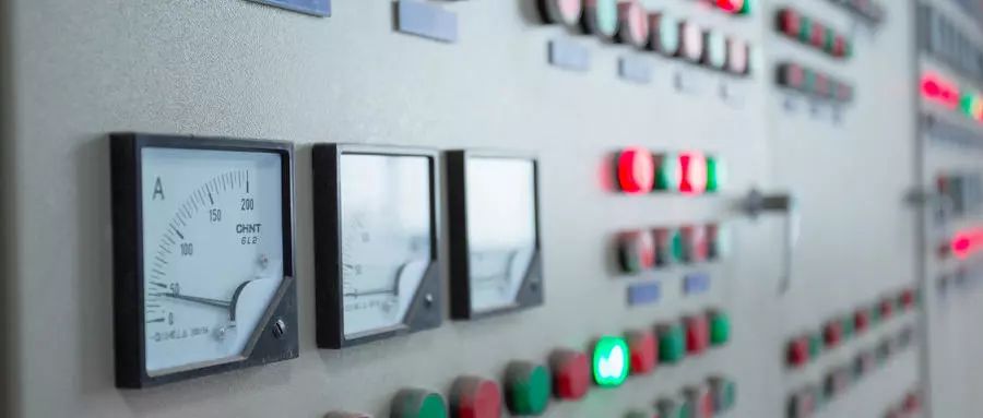 张凤光:同事眼中的“宝贝”