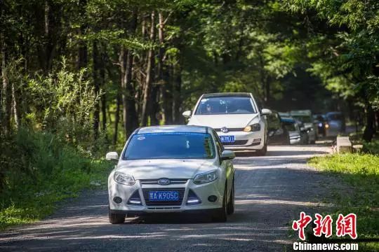 在国外考驾照需要国内的证明,在外国考驾照难吗