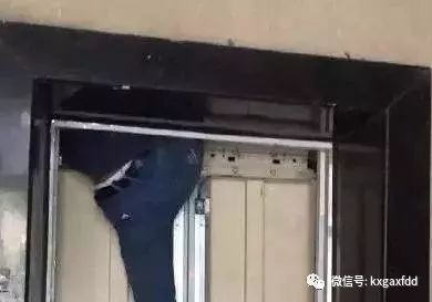 电梯被困如何自救温馨提示,被困电梯如何自救安全教育