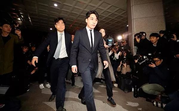 吸毒检测一般多久出结果,检测吸毒尿液几道杠是阴性