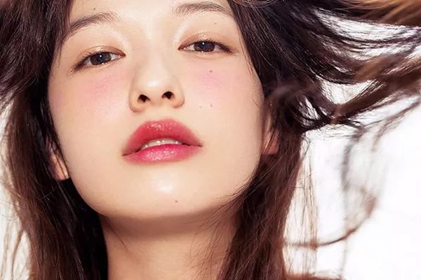 手把手教你清透底妆大法,干净无瑕的底妆小教程