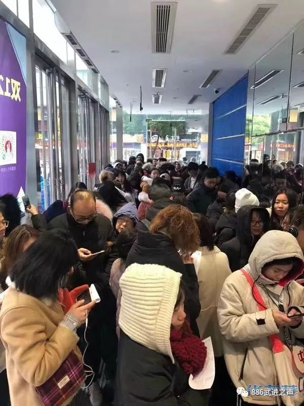 常州网红店背后的“赢家”!组团作战的代购团队