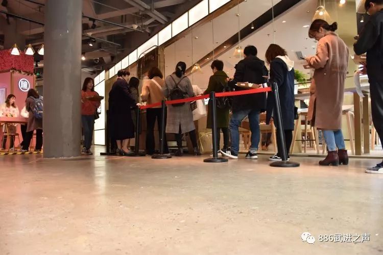 常州网红店背后的“赢家”!组团作战的代购团队