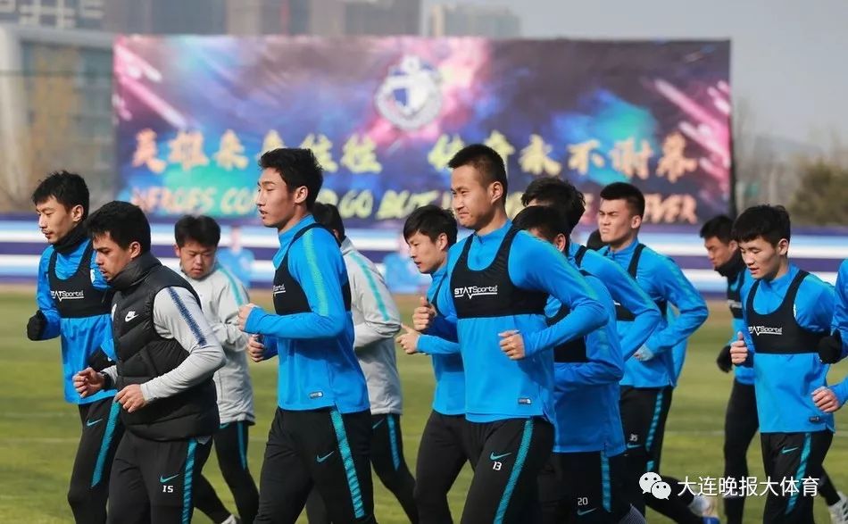 历经沧海方显英雄本色下一句,沧海浮沉方显英雄本色什么意思