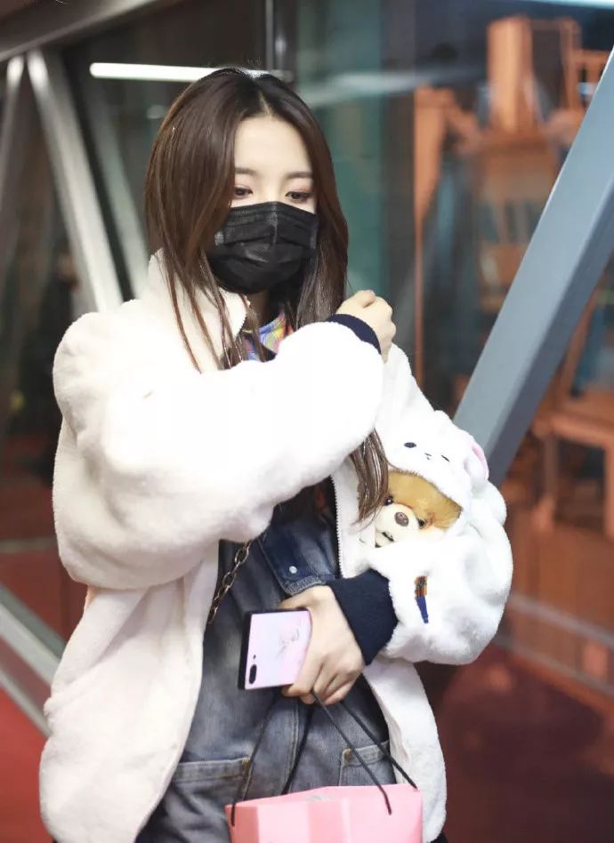 花钱减压|小锦鲤，穿花衣，年年春天来这里~就要超越小燕子了！