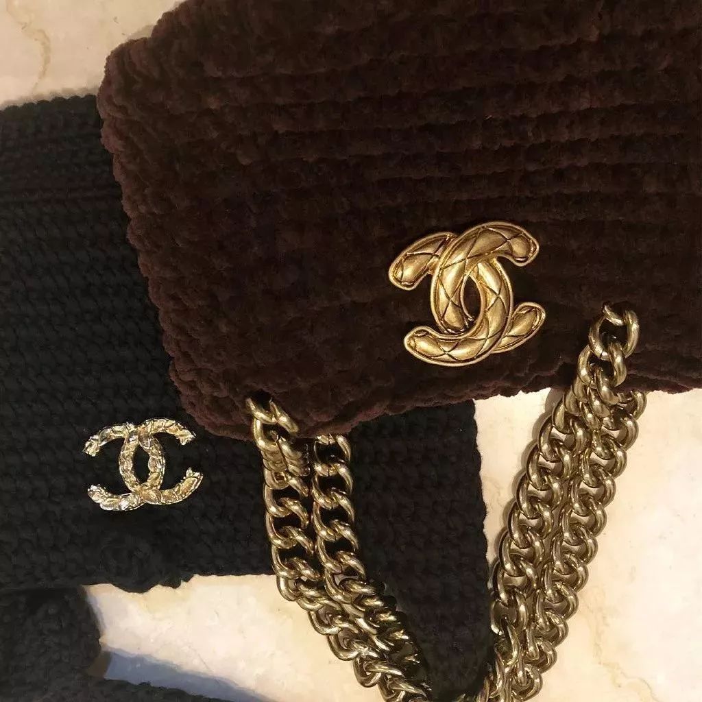 公布恋情被公司开除背假香奈儿都能带货说她是“人间毒药”我服！