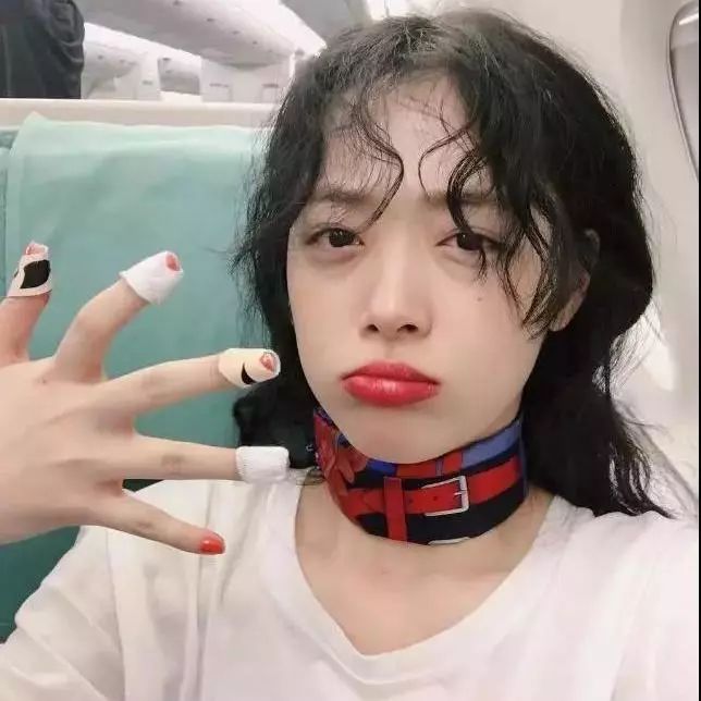 公布恋情被公司开除背假香奈儿都能带货说她是“人间毒药”我服！