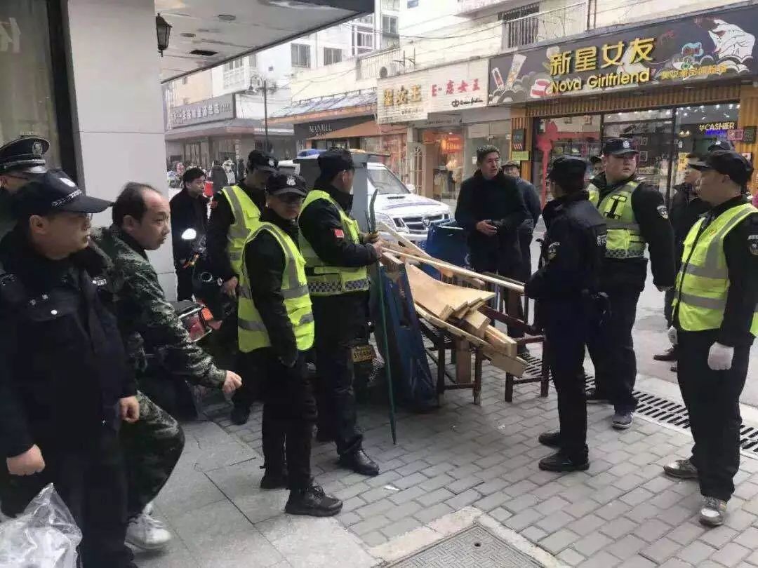 百年石路冷不热闹,百年中山路重塑辉煌