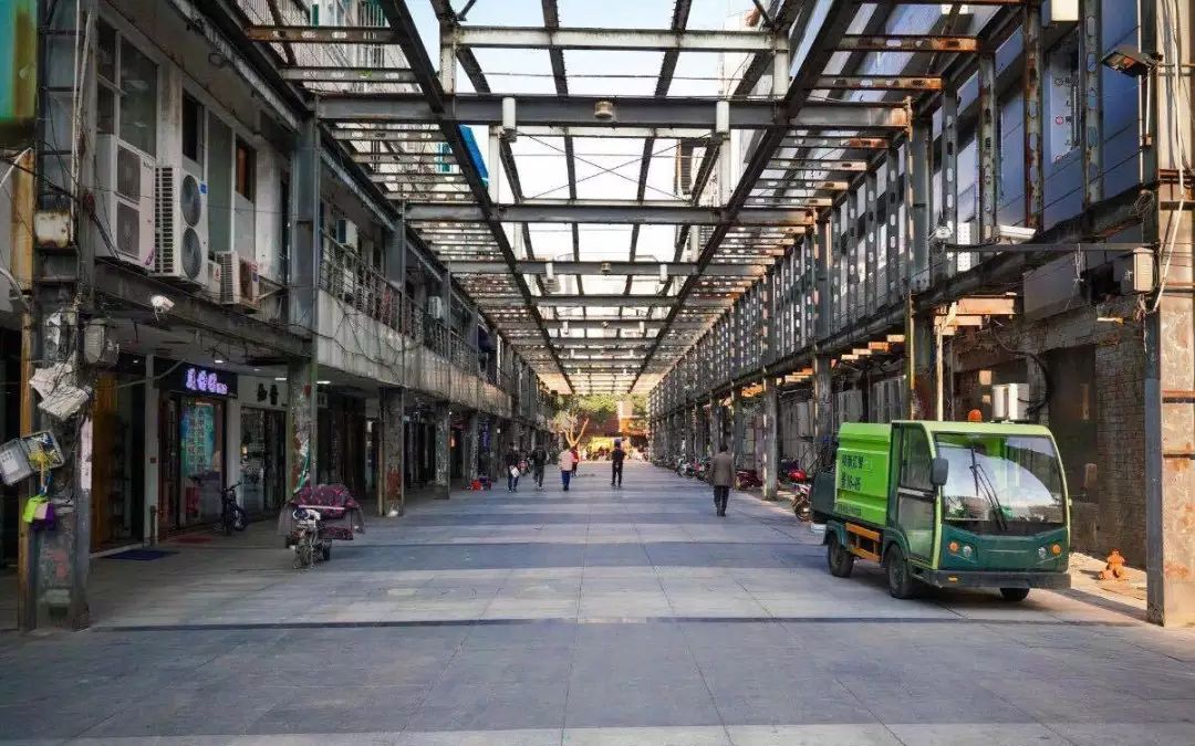 百年石路冷不热闹,百年中山路重塑辉煌