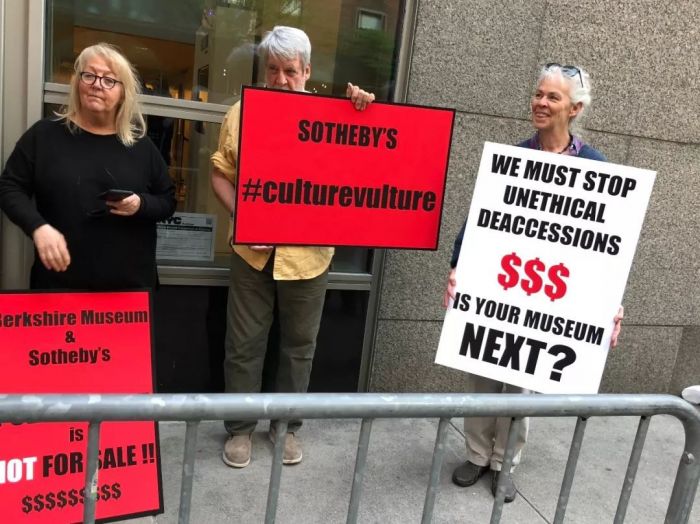 关于伯克夏博物馆出售藏品的思考