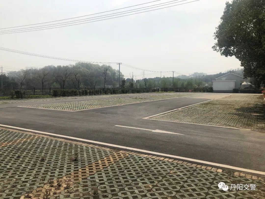 清明扫墓交警提示,清明节交警出行提示