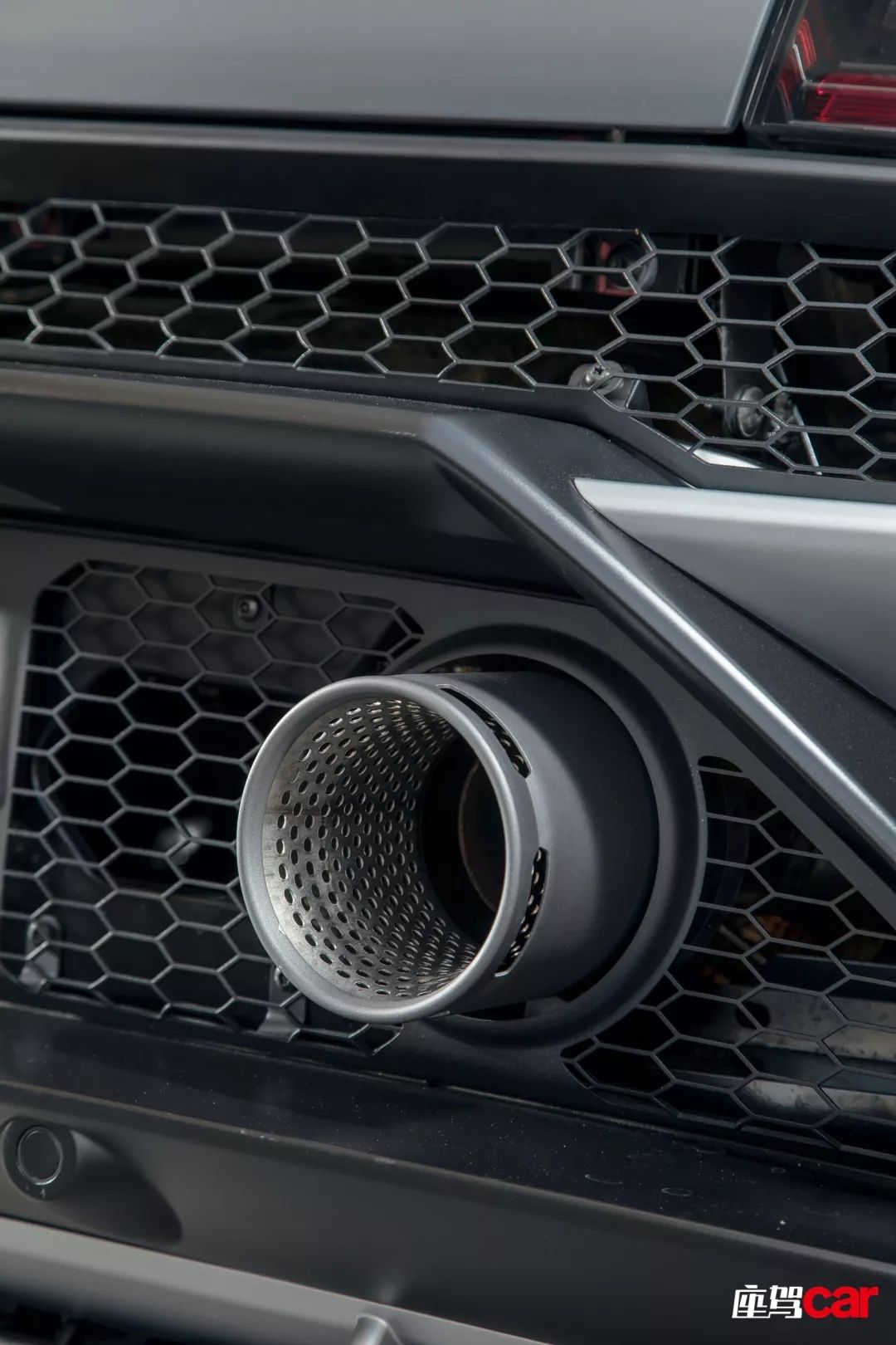 2020车展兰博基尼huracan小牛,兰博基尼小牛huracanevo过减速带