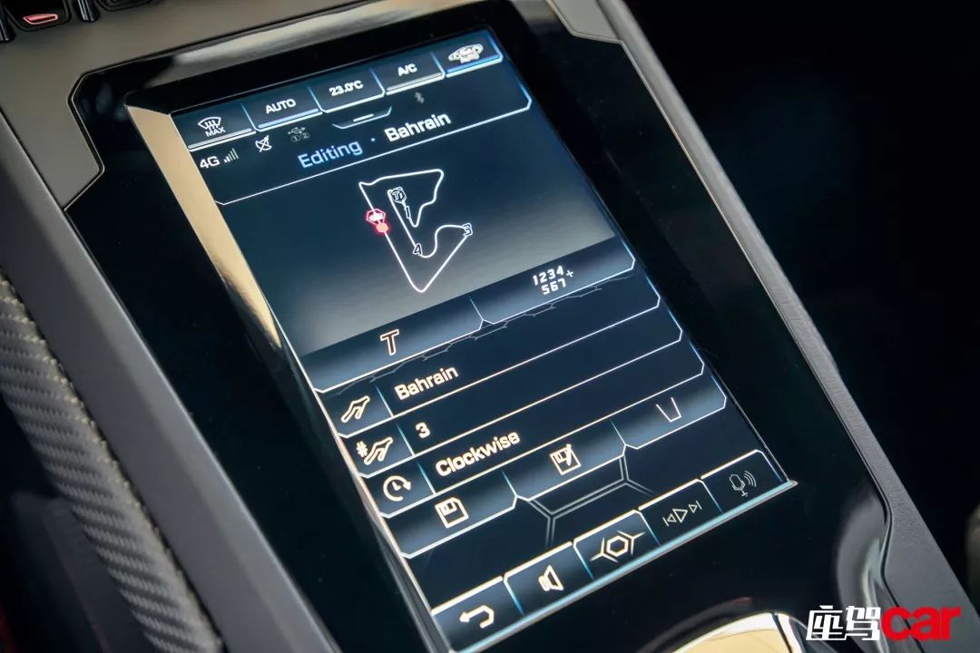 2020车展兰博基尼huracan小牛,兰博基尼小牛huracanevo过减速带