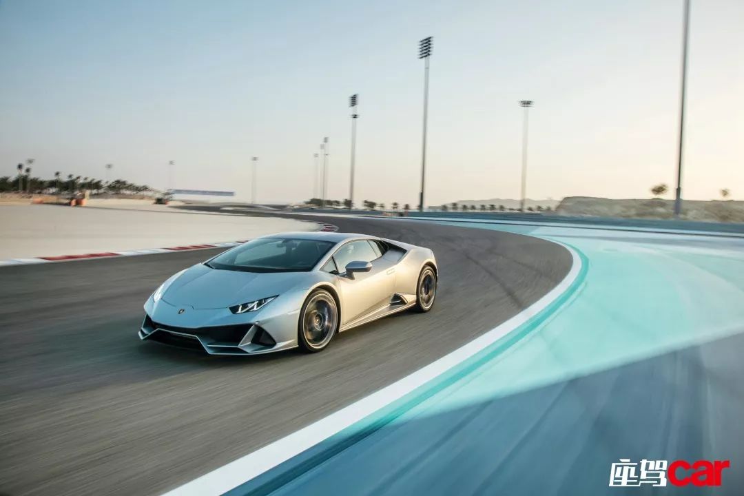 2020车展兰博基尼huracan小牛,兰博基尼小牛huracanevo过减速带