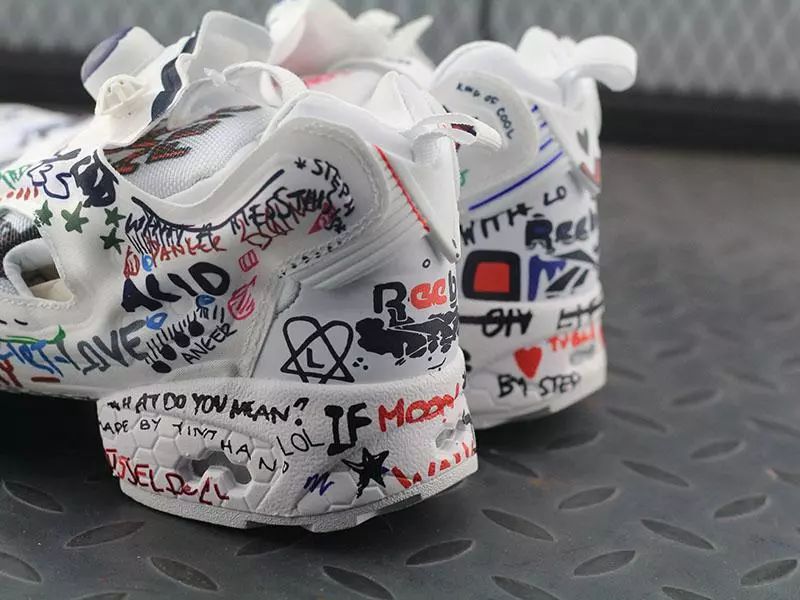 权志龙联名鞋带,成龙和权志龙同时上脚