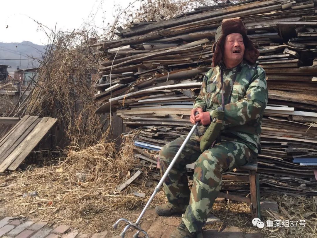 土地承包被敲诈案例,四人敲诈勒索60万案例判决