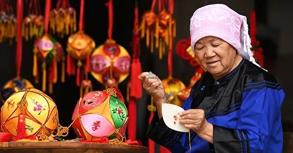 【嘿撩撩啰】壮族三月三，防城港等你撩！