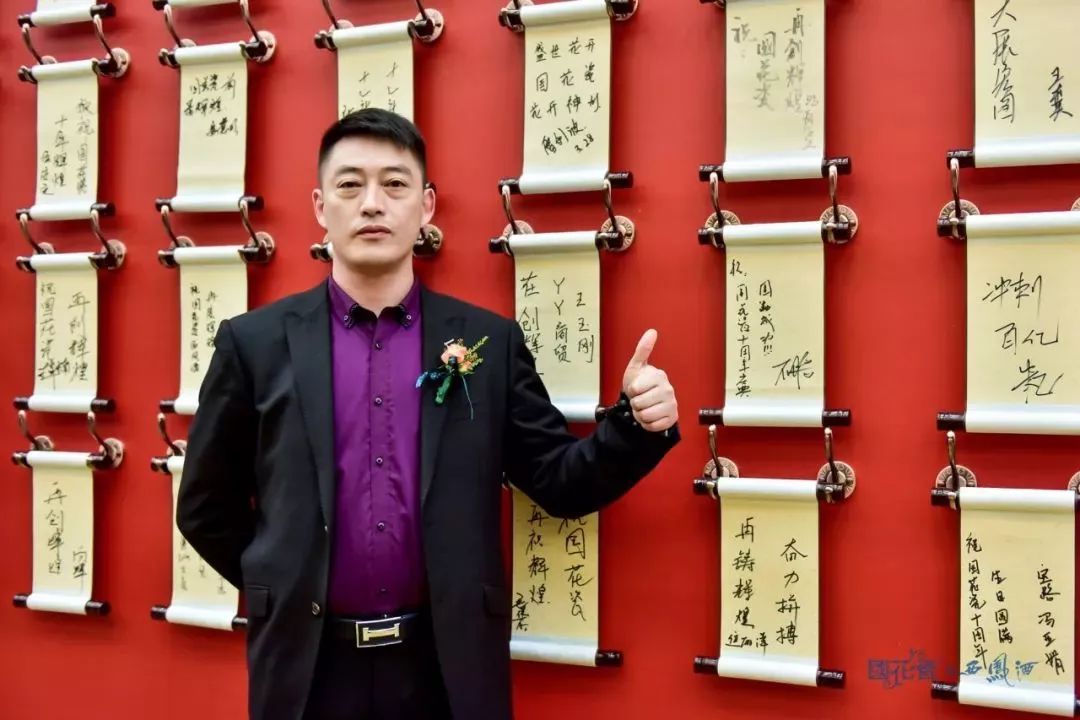 西凤酒官方旗舰店国花瓷20年,凤香型西凤酒国花瓷10周年