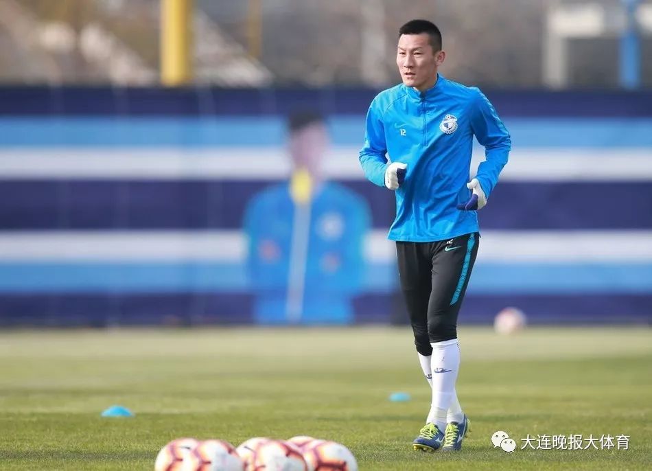 历经沧海方显英雄本色下一句,沧海浮沉方显英雄本色什么意思