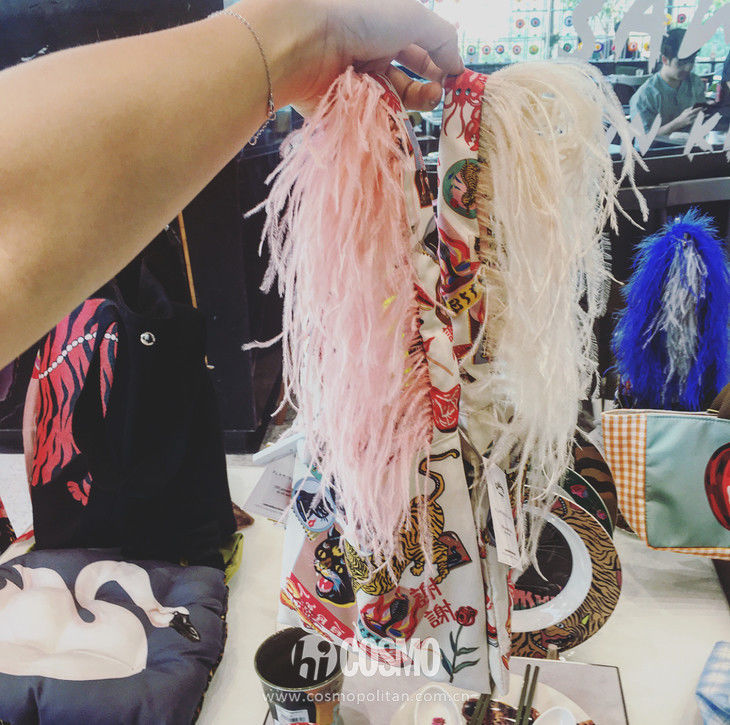 在泰国买好看的裙子,泰国买名牌衣服