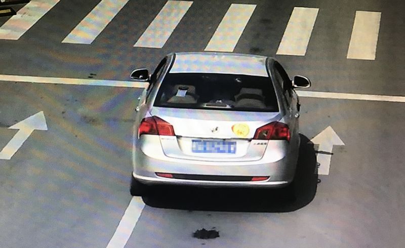 咋回事，开车压线了要处罚？原来……（内附“电子警察布警图”）