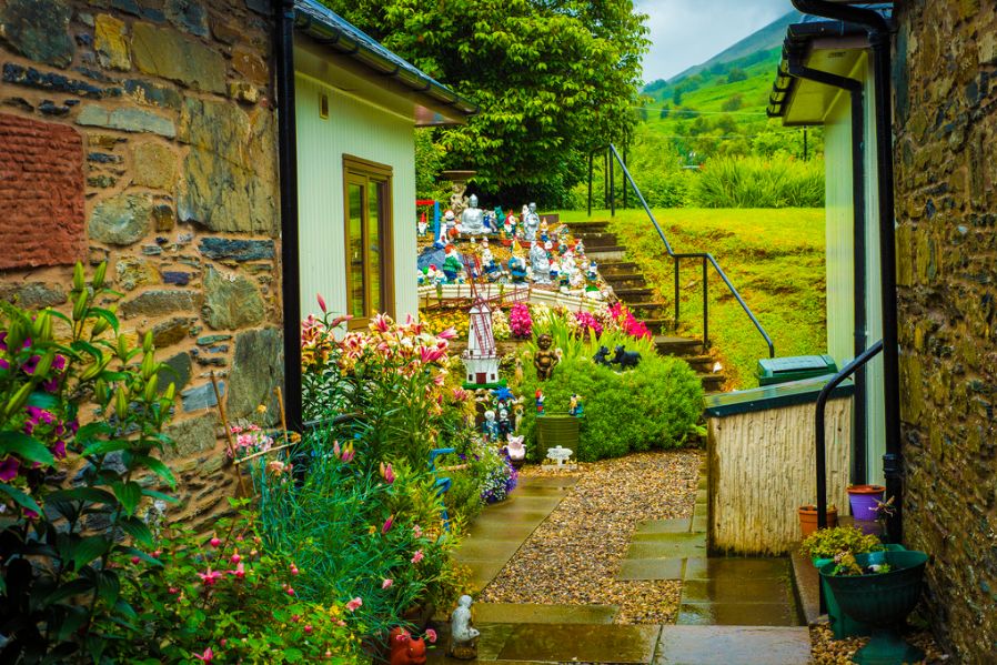 如何申请英国打工签,英国农民工作签证要求