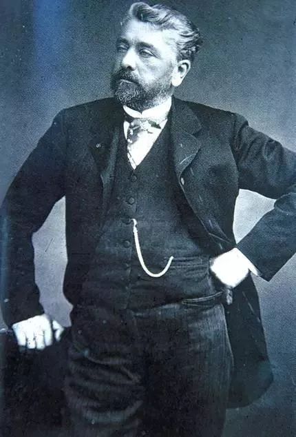 今天,埃菲尔铁塔130岁了!铁塔背后还有你不知道的浪漫…