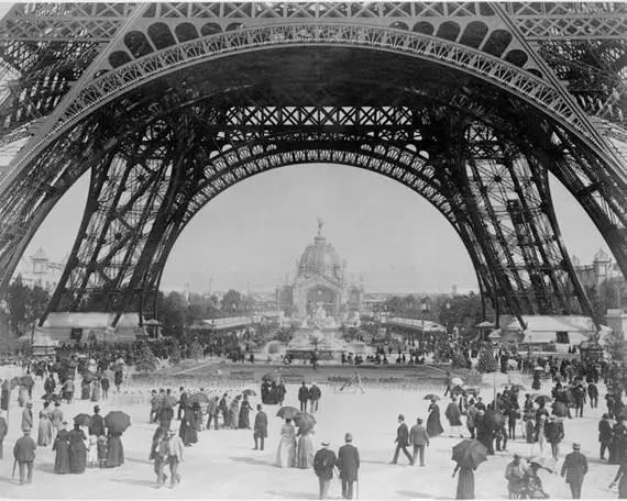 今天,埃菲尔铁塔130岁了!铁塔背后还有你不知道的浪漫…