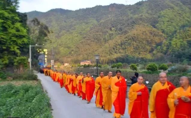 法华寺月薪八万招聘和尚,月薪一万五招聘和尚真实情况