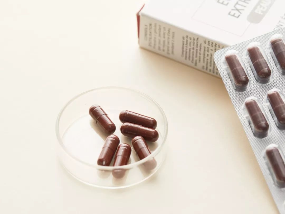 皮肤暗黄色素沉淀多吃什么,容易暗沉皮肤忌口