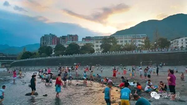 对不起，我要去平武了！这个夏天别再找我了！