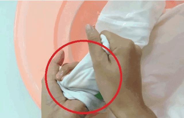 比杜蕾斯还薄的*裤内**，竟能抑制99%的细菌，穿上就像裸着一样