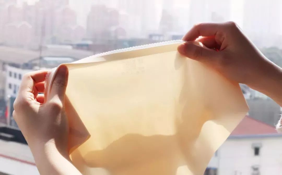 比杜蕾斯还薄的*裤内**，竟能抑制99%的细菌，穿上就像裸着一样