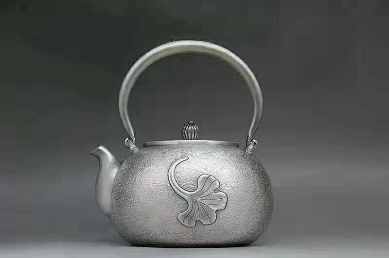 银壶泡茶喝多了，对身体的影响居然这么大！